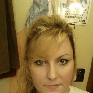 Meet your Posher, Joni